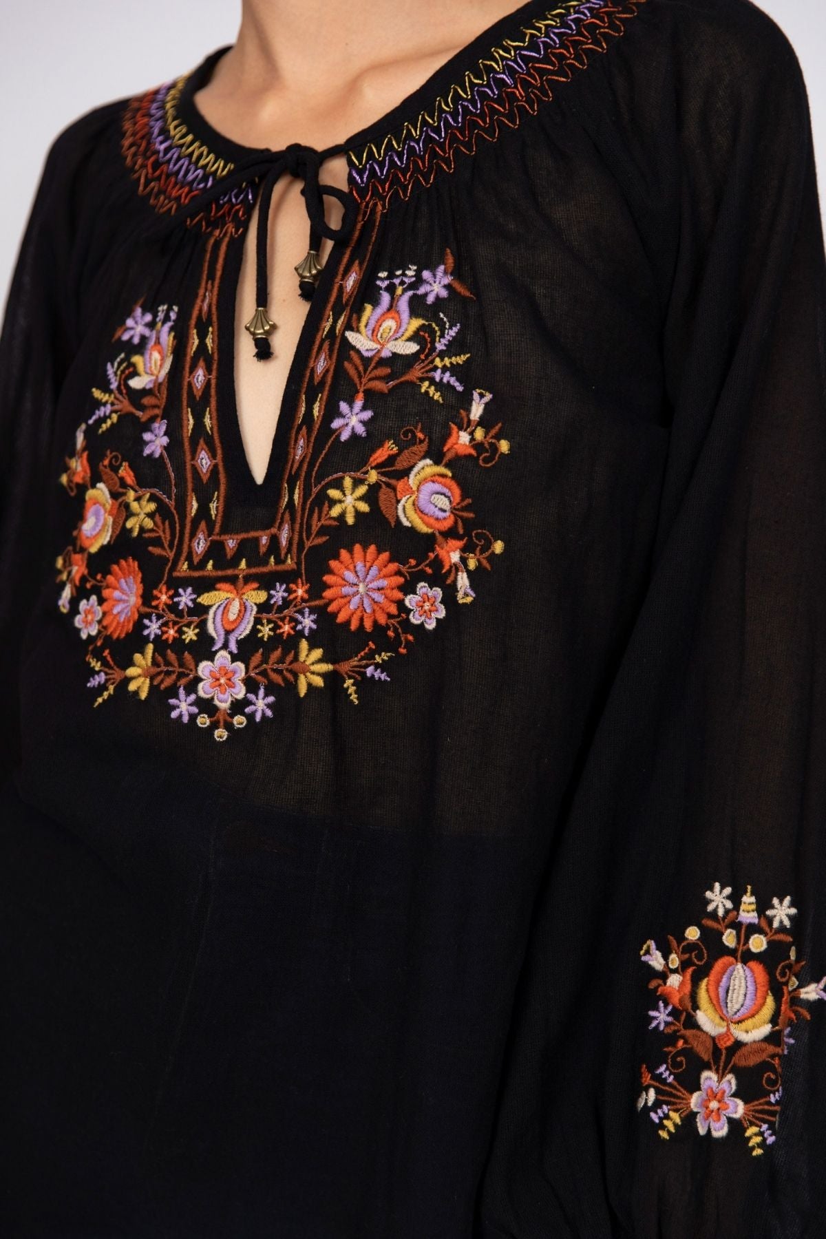 Lane Blouse in Onyx