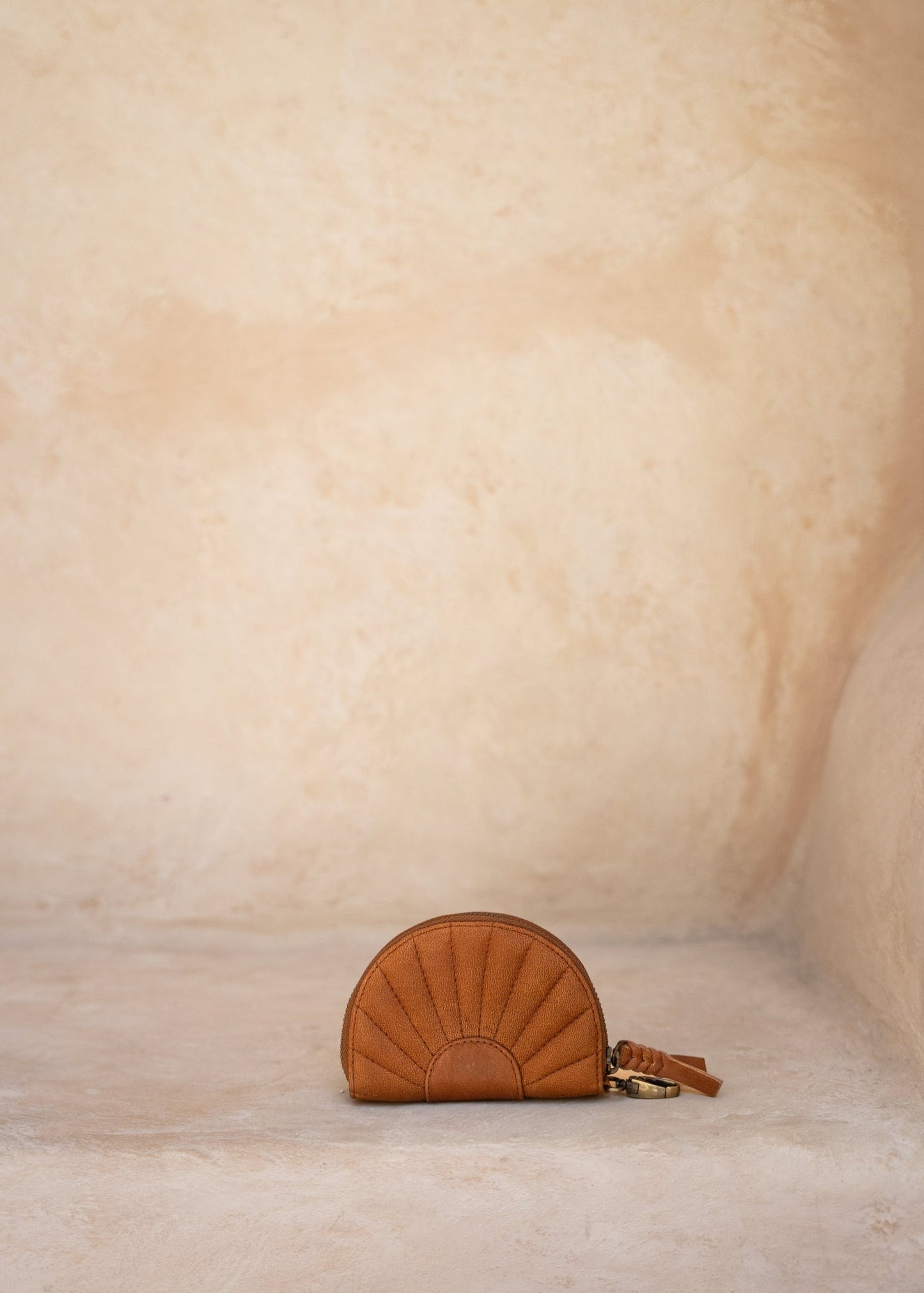 Soleil Purse in Chestnut Antique