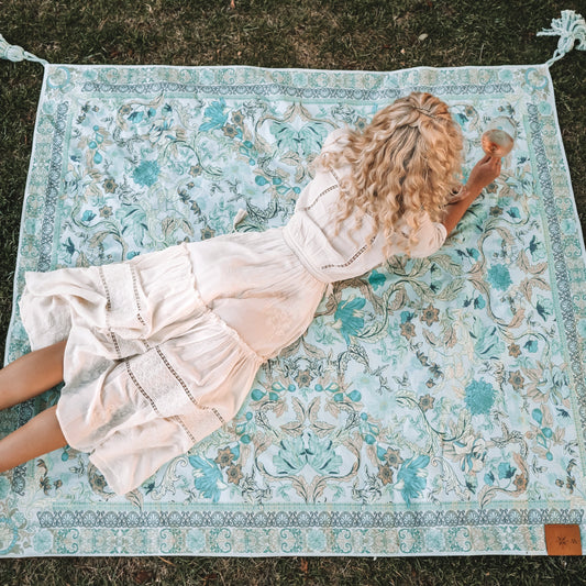 Forest Picnic Rug - Crystal