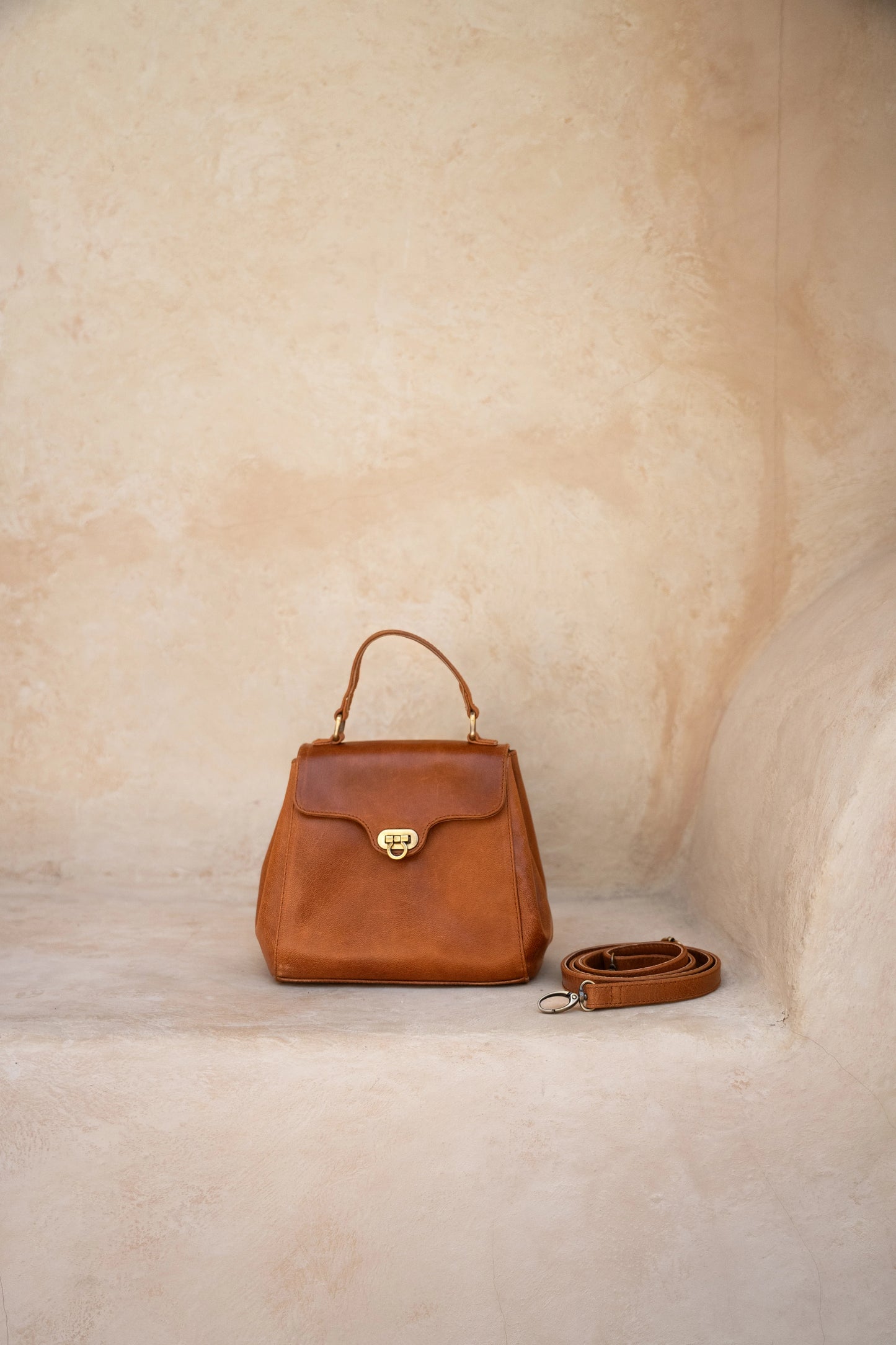 Verve Vintage in Chestnut Antique