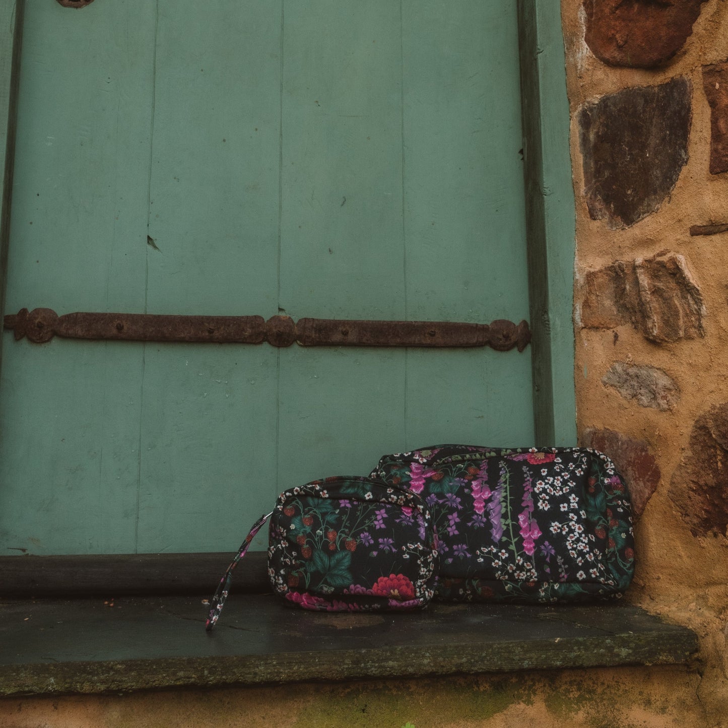 Flourish Zip Bag - Clover- Small