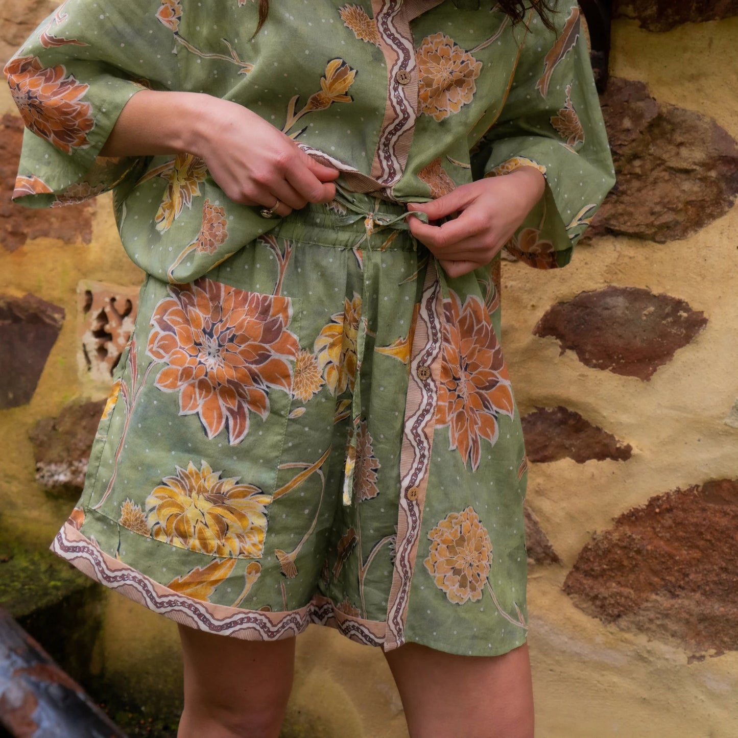 Dahlia Shorts - Moss