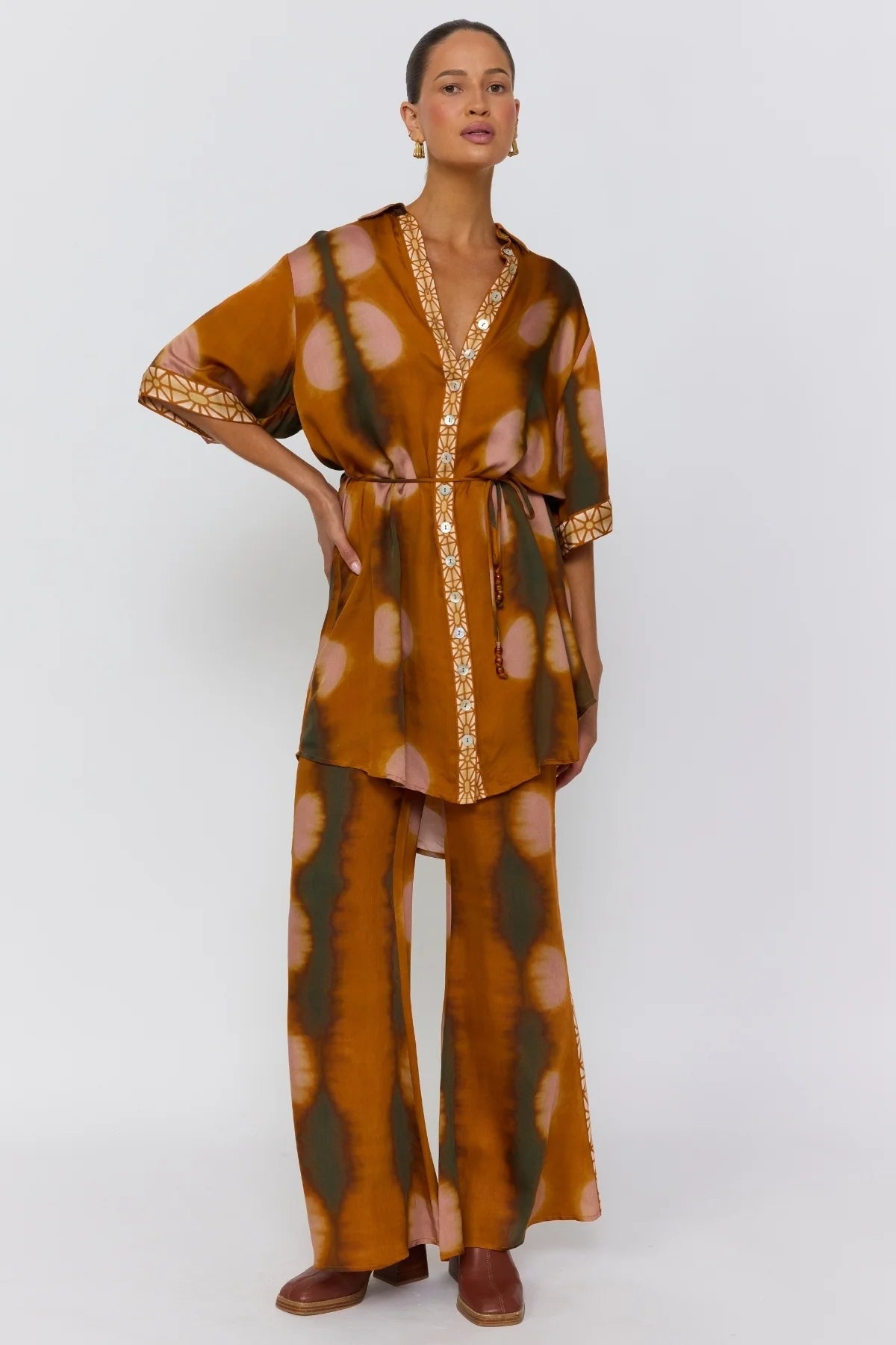 Lois Shirt Dress in Umber