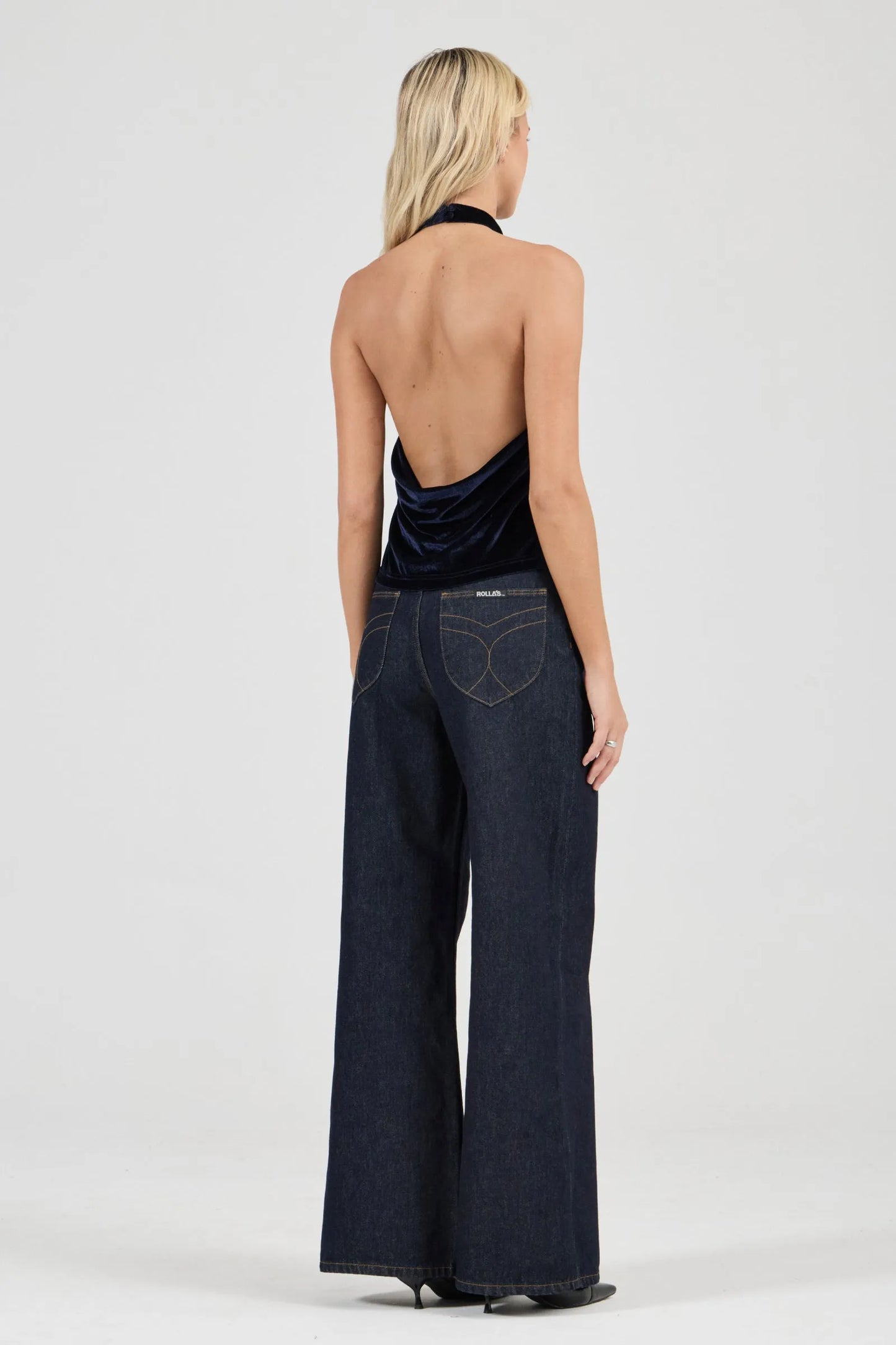 Cameo Halter Top in Midnight Velvet