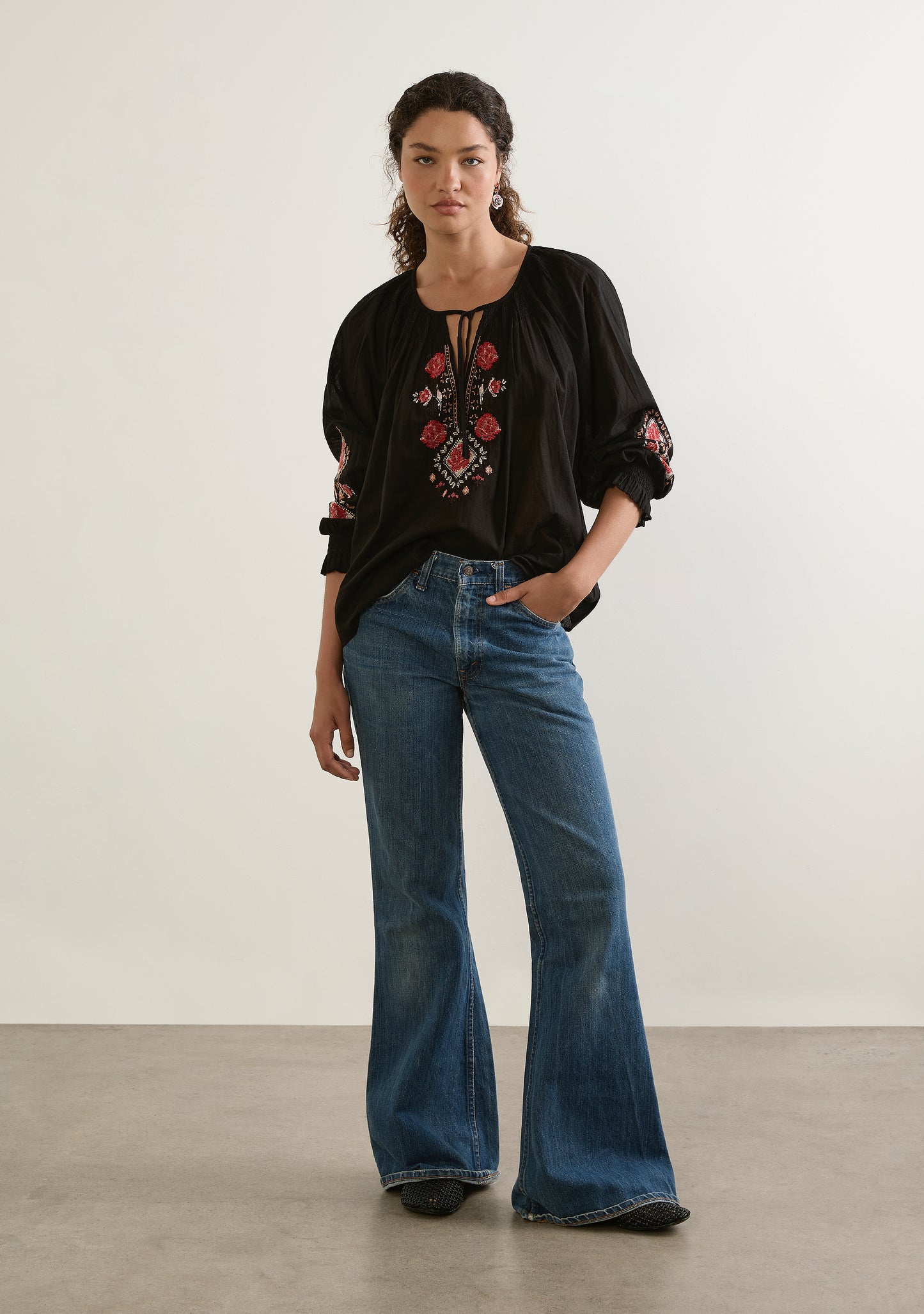 Demi Blouse in Black