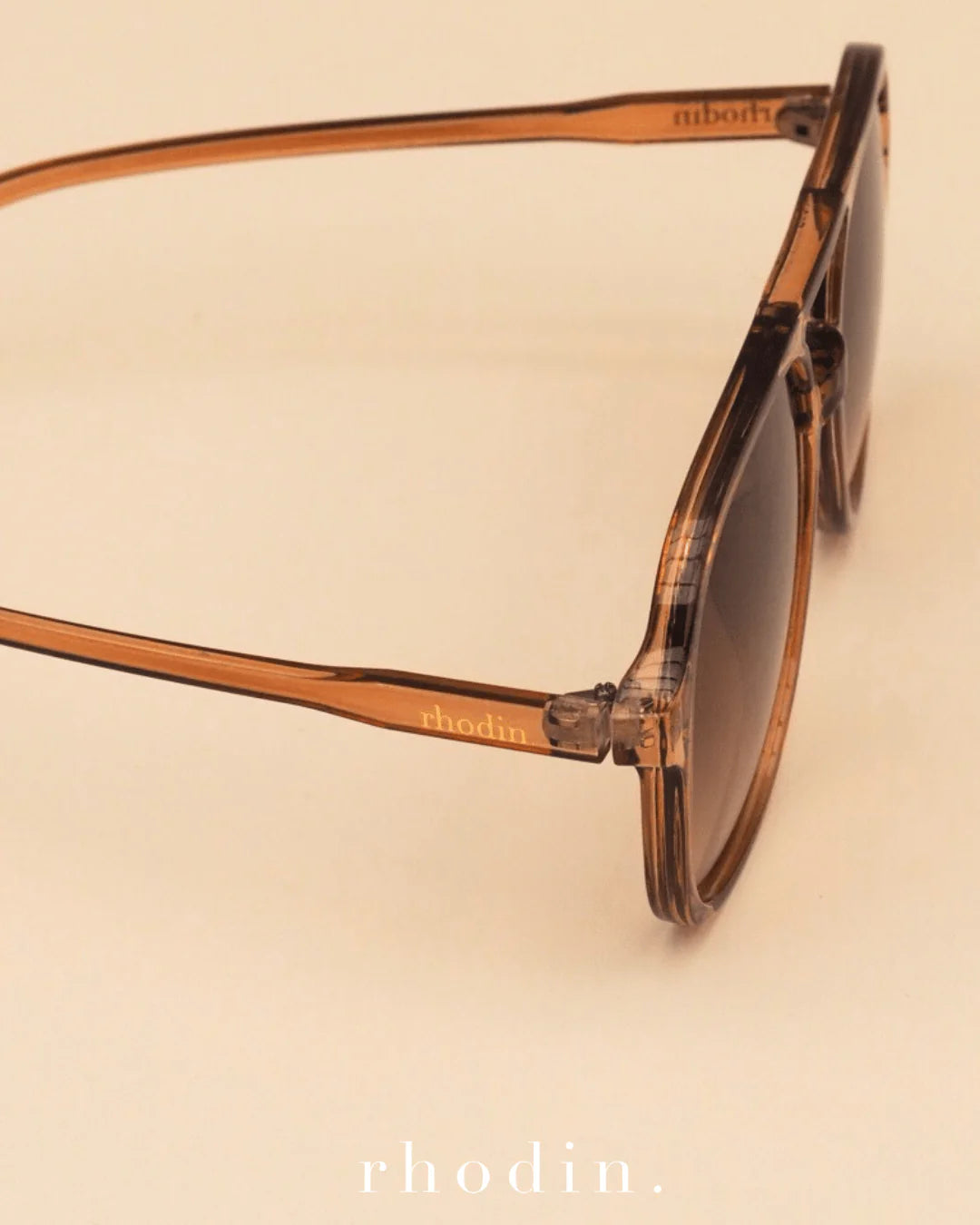 Honey Pool Sunglasses