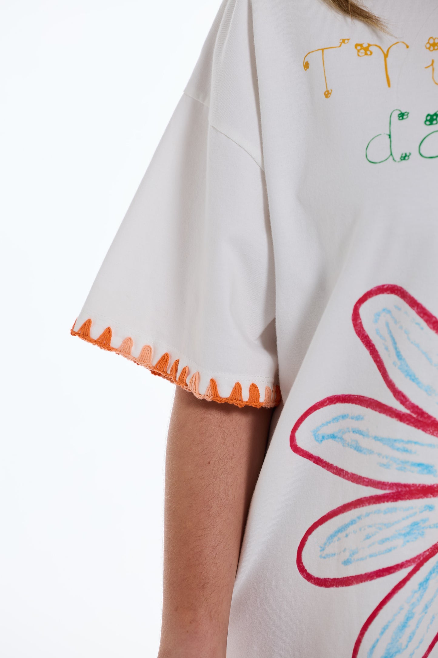 Trippin Daisies Oversized Tee