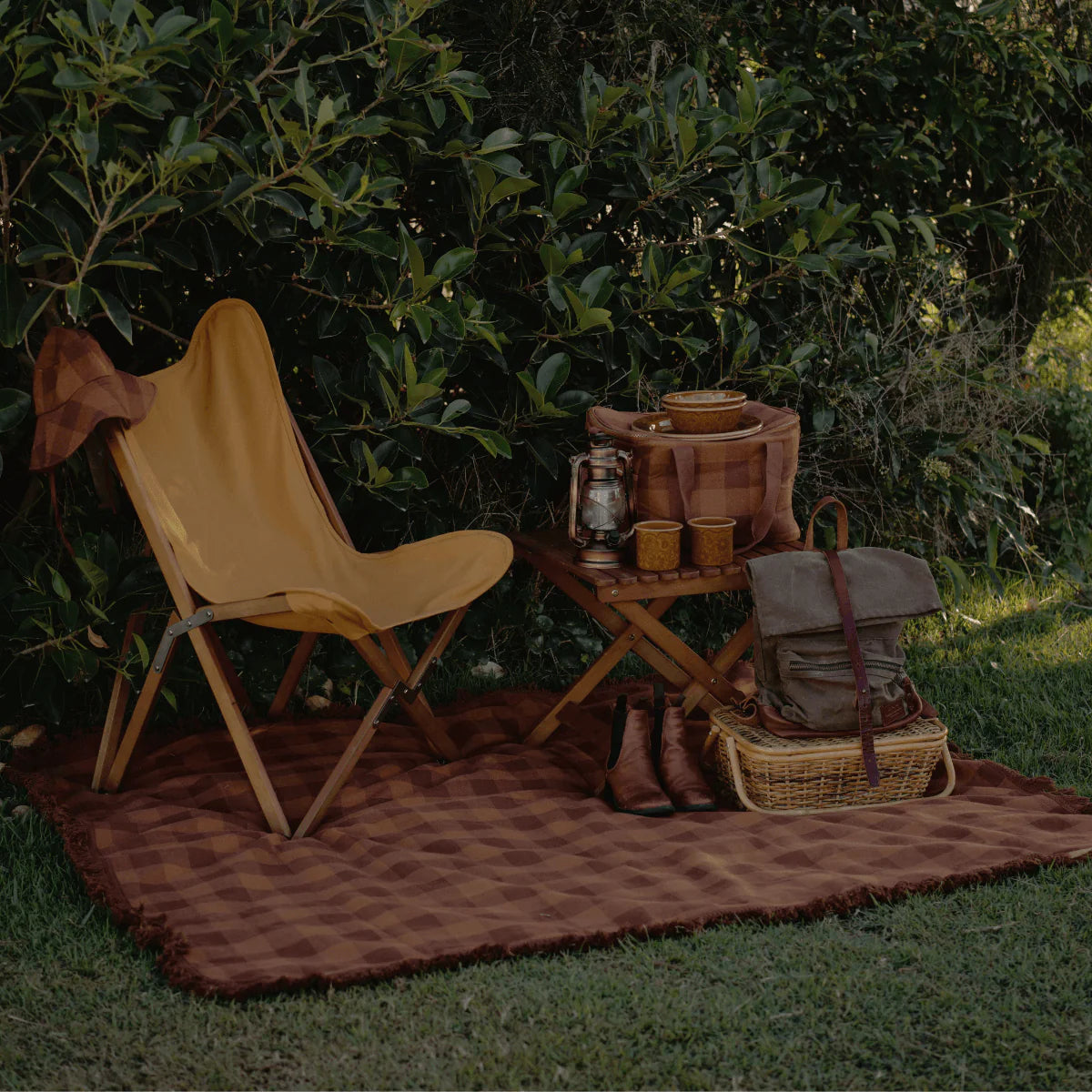 Camp Picnic Rug - Hemp